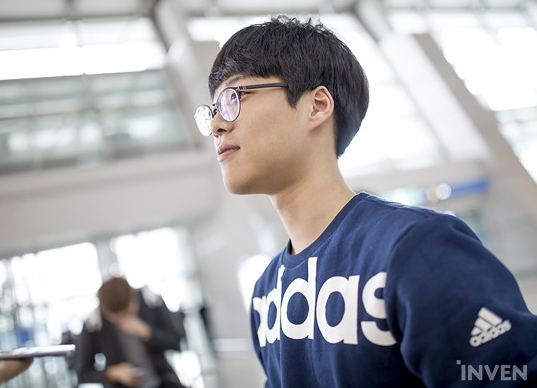 九游体育-包含Faker关键节点关键助攻，巴塞罗那带队取胜！的词条